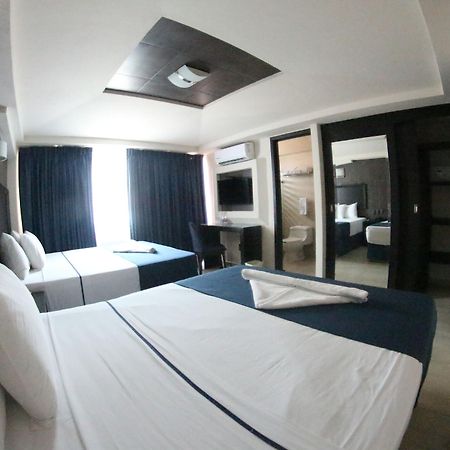 Hotel Portonovo Plaza Malecon Puerto Vallarta Luaran gambar